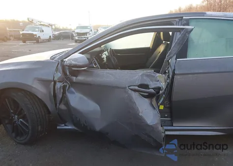 2018 Toyota Camry Xse from USA, damaged, VIN 4T1B61HK3JU058581